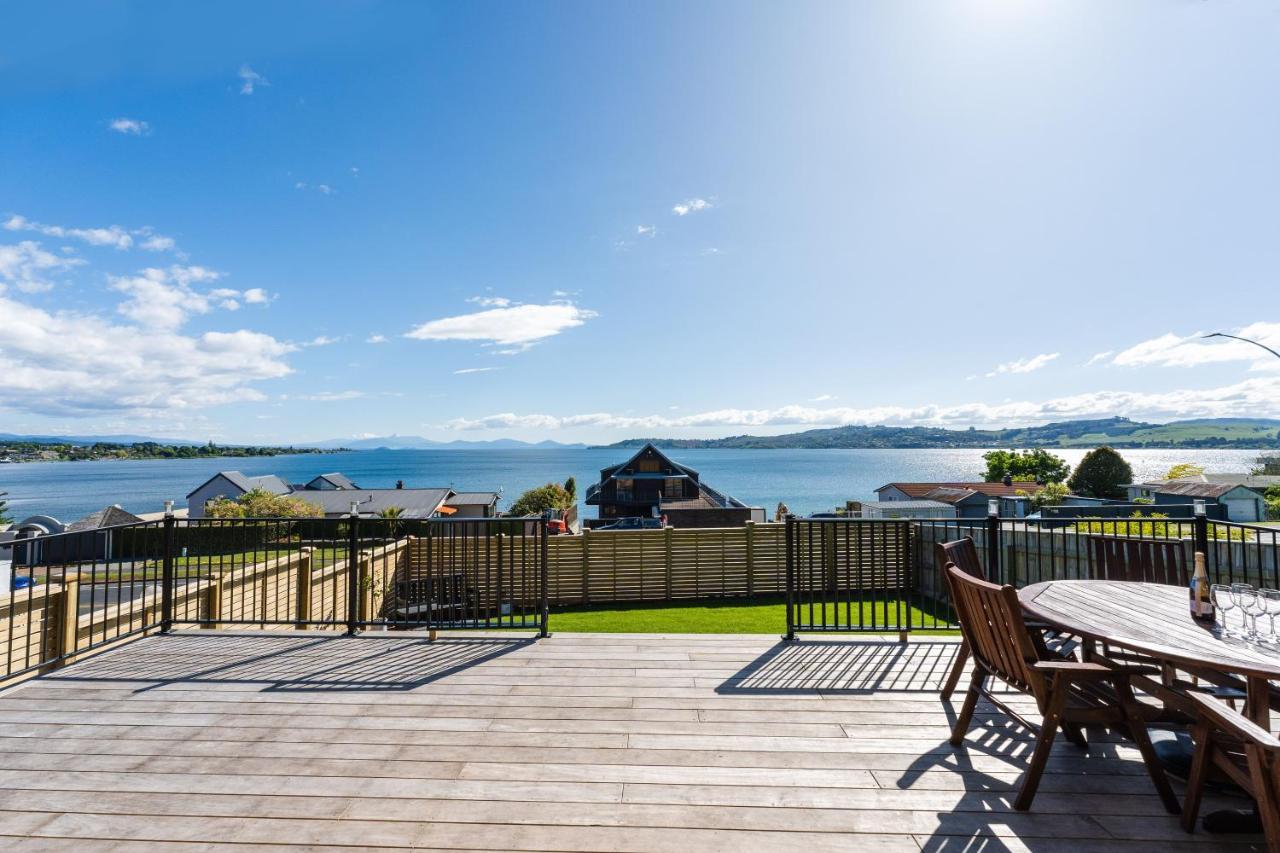 Lakeview Terrace - Taupo Holiday Home Exteriér fotografie